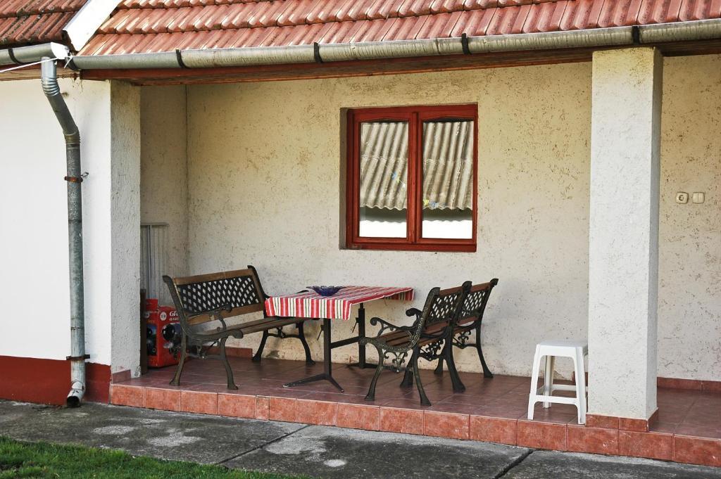 Amarin Apartments Hajdúszoboszló Habitación foto